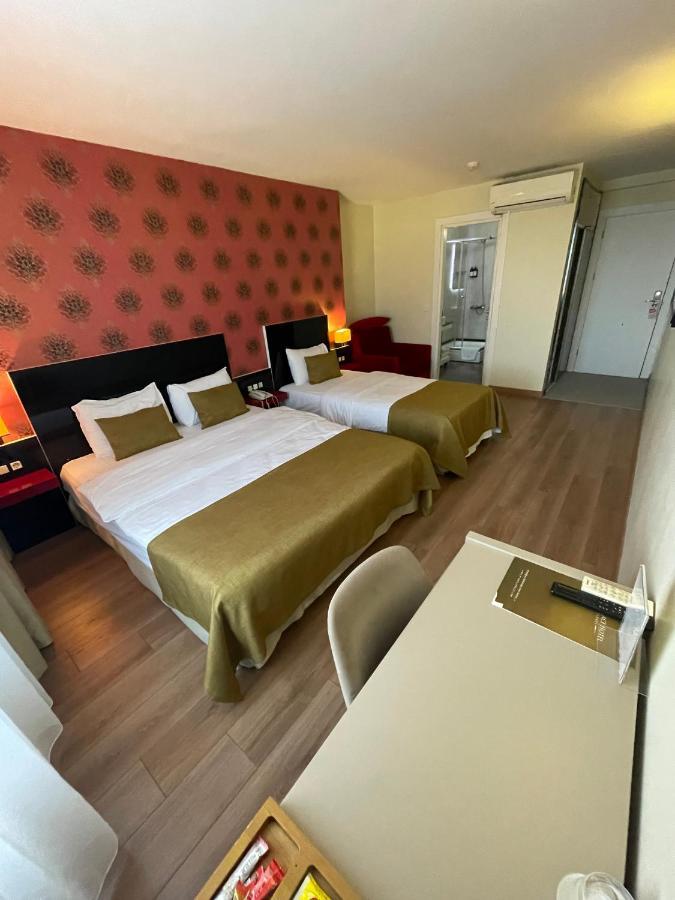 Era Palace Hotel Istanbul Exteriör bild